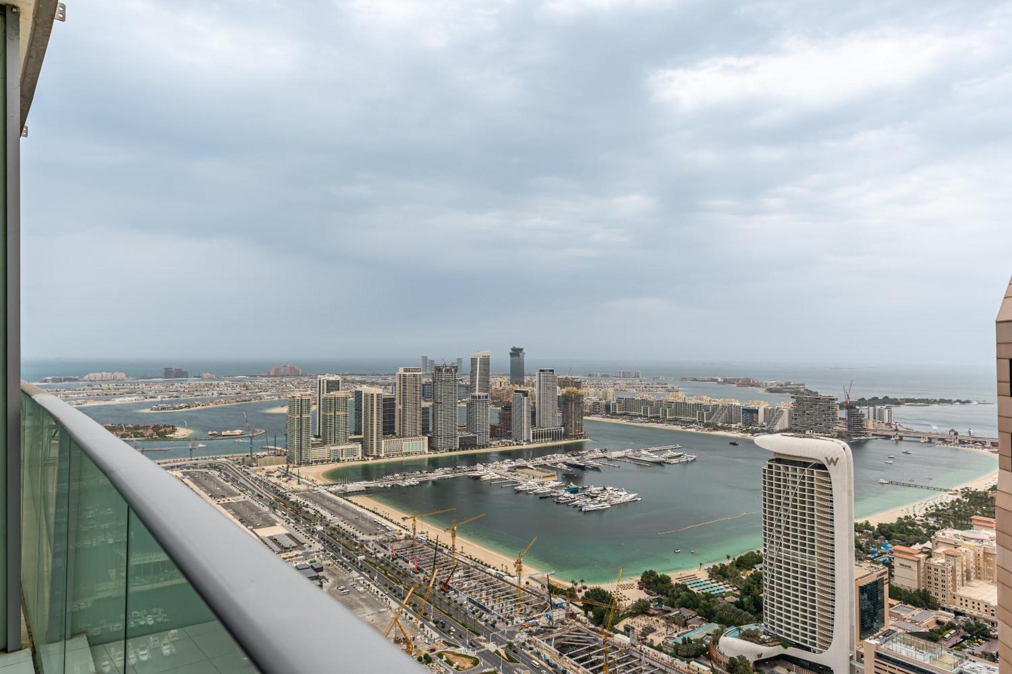 High End Luxury With Full Palm Jumeirah View Apartment *